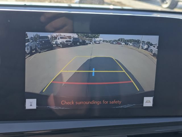 Used 2023 Lexus ES 350 w/ Accessory Package (Z2) FWD image 18