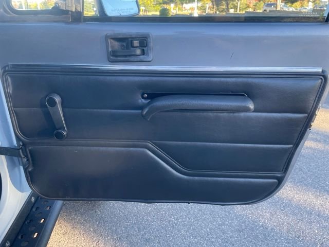 Used 1993 Jeep Wrangler 4WD image 12