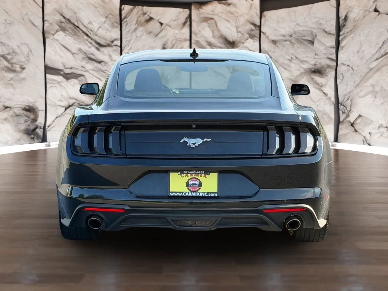 Used 2020 Ford Mustang Coupe RWD image 10