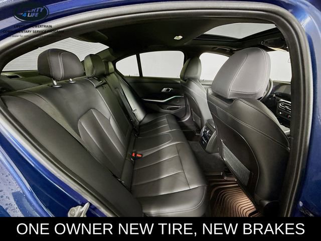 Used 2023 BMW 330i xDrive Sedan w/ Premium Package image 28