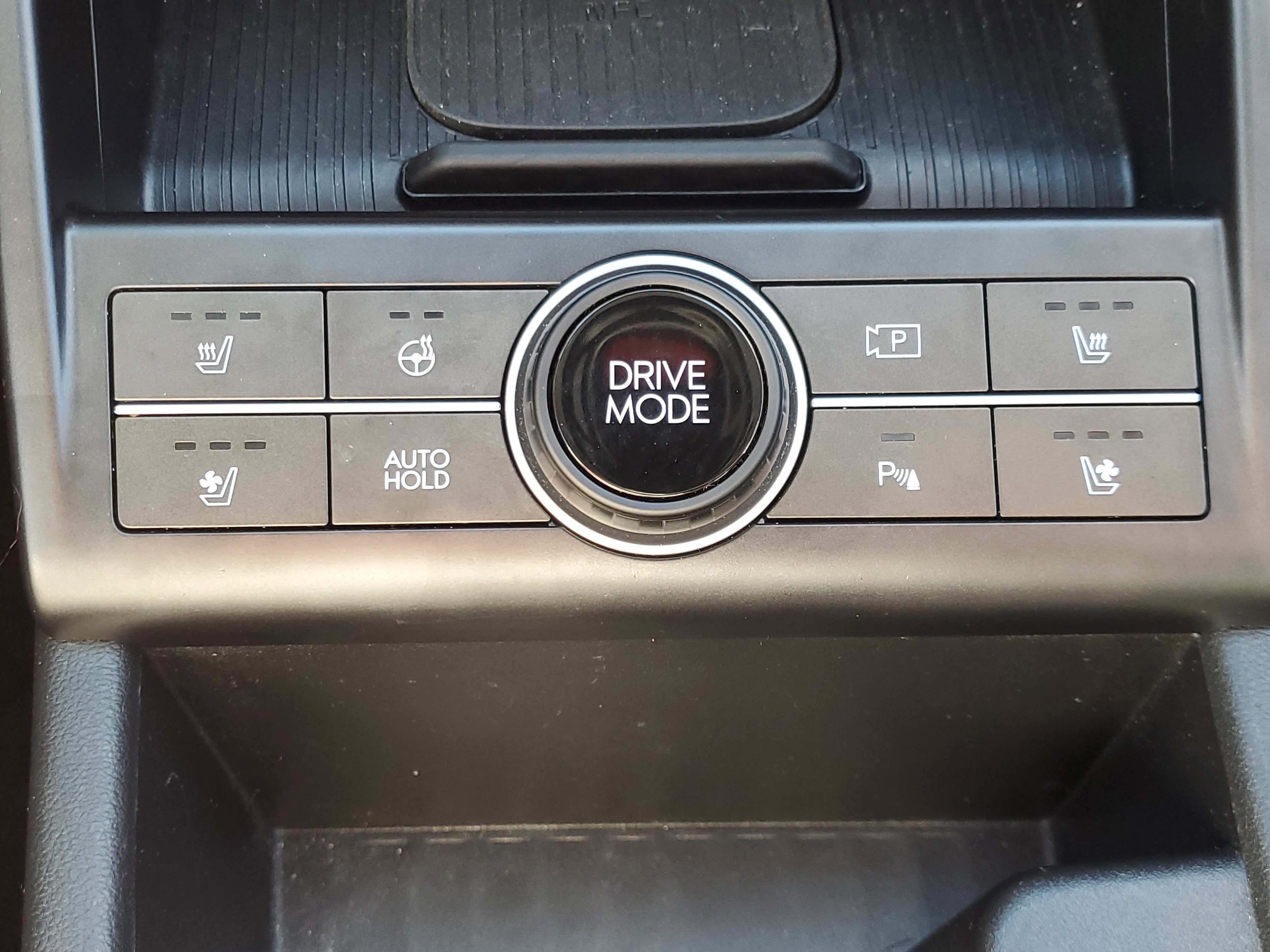 Used 2024 Hyundai Kona Limited image 28