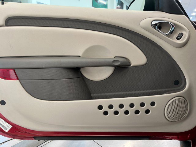 Used 2005 Chrysler PT Cruiser Touring image 13