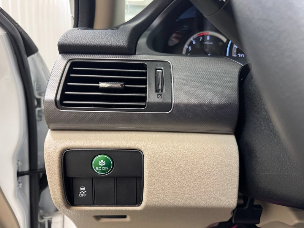 Used 2014 Honda Accord LX image 30