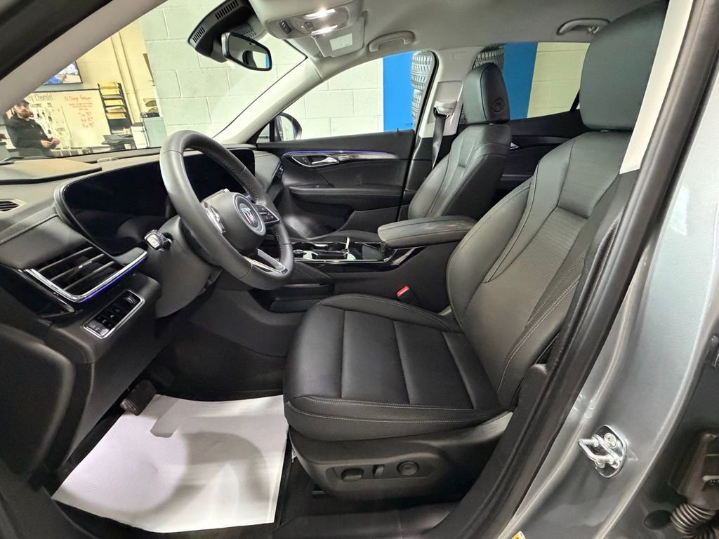 Used 2025 Buick Envision Preferred image 10