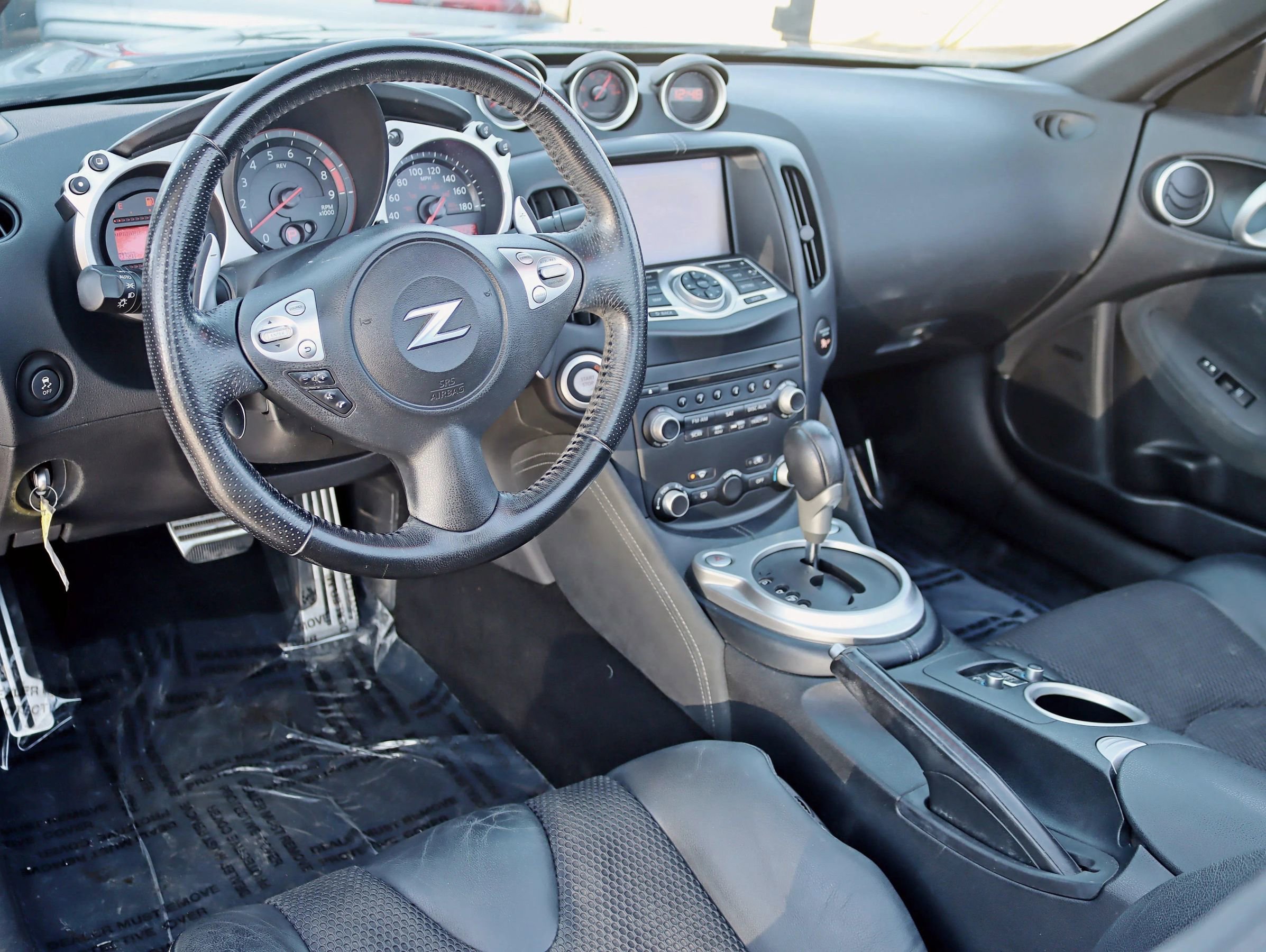 Used 2013 Nissan 370Z Touring RWD image 18