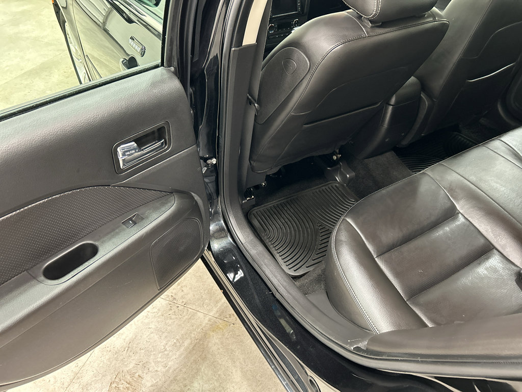 Used 2009 Ford Fusion SEL image 23
