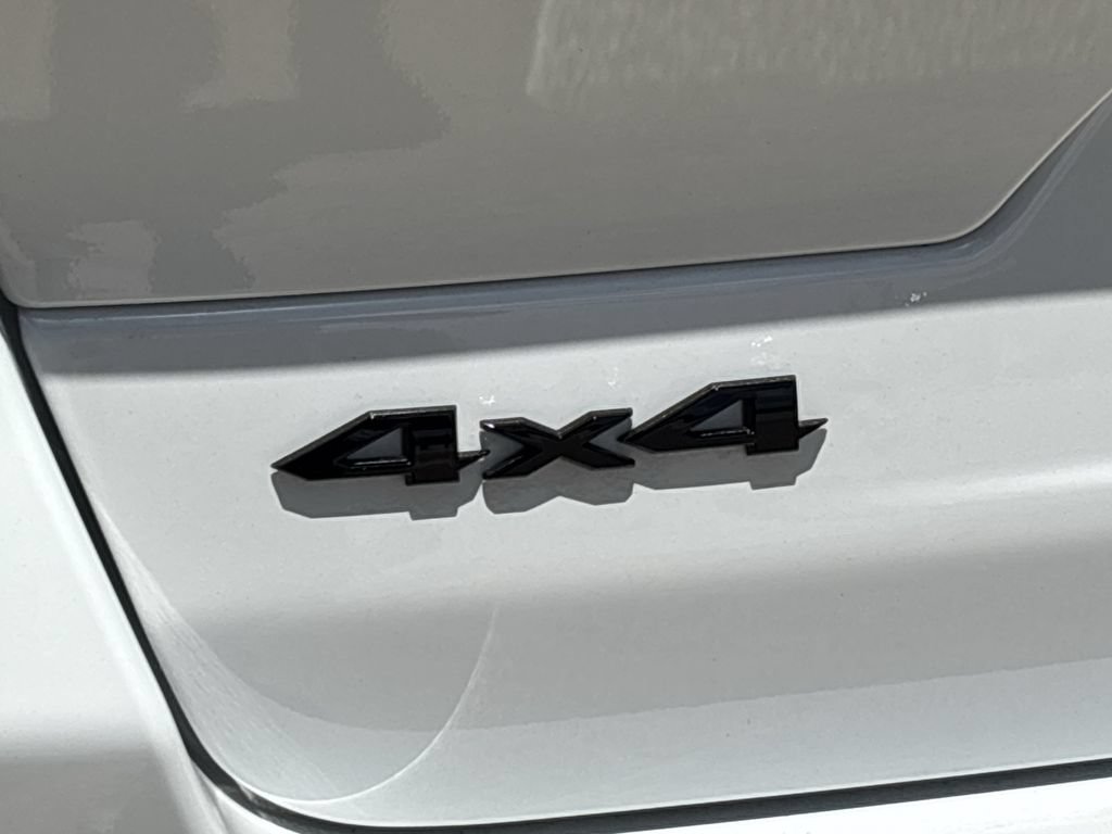 New 2026 Jeep Grand Cherokee Altitude AWD/4WD image 7