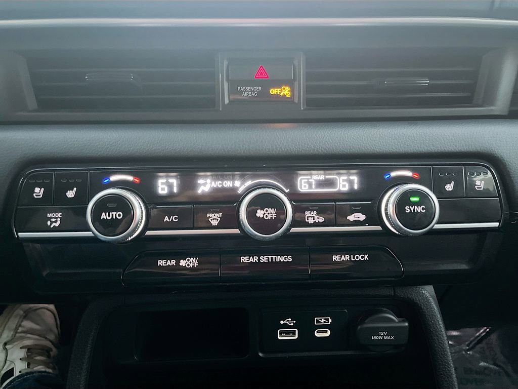 Used 2023 Honda Pilot Elite image 16