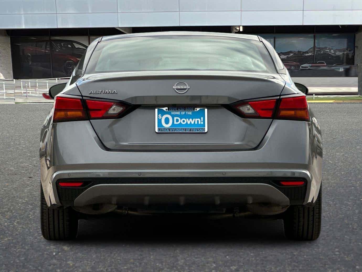 Used 2024 Nissan Altima 2.5 S FWD image 8