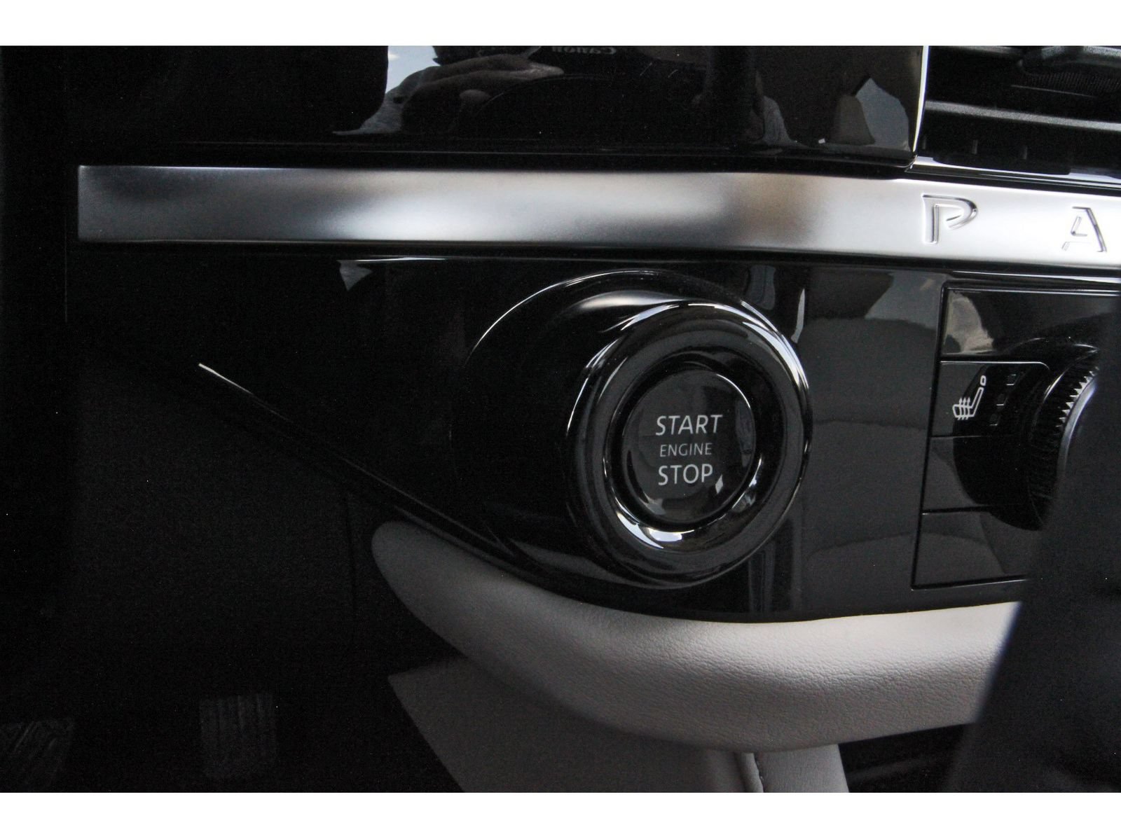 Certified 2026 Nissan Pathfinder SL AWD/4WD image 24