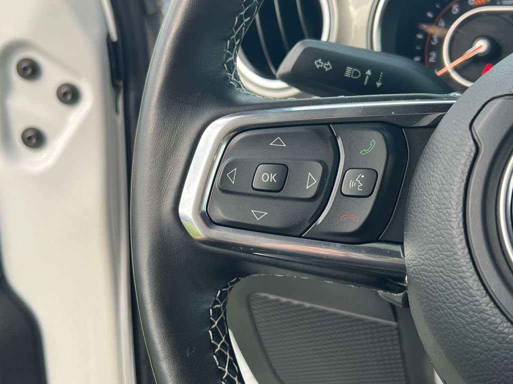 Used 2023 Jeep Wrangler Unlimited Sahara AWD/4WD image 27