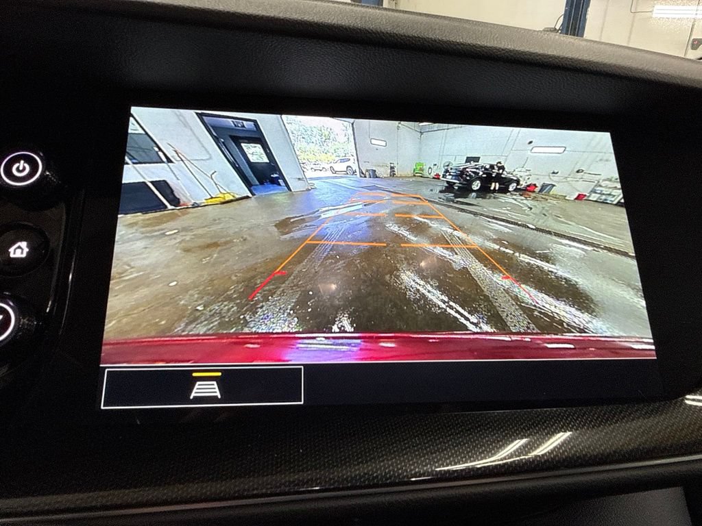 Used 2022 Buick Envision Preferred AWD/4WD image 30