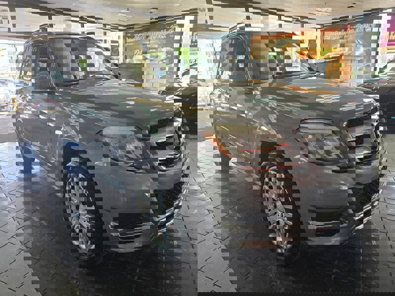 Used 2013 Mercedes-Benz GLK 350 2WD w/ Multimedia Pkg image 3