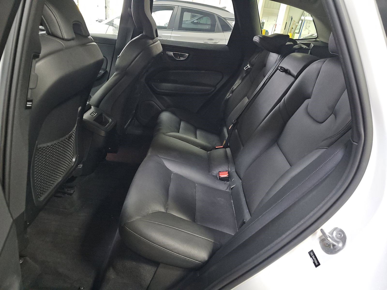 Used 2023 Volvo XC60 B5 Plus w/ Climate Package image 13