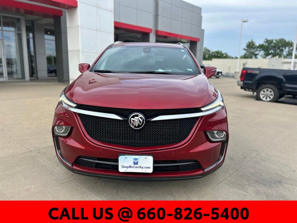 Used 2023 Buick Enclave Essence w/ Sport Touring Edition FWD image 3