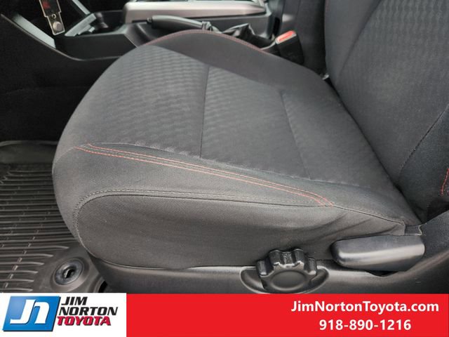 Used 2020 Toyota Tacoma SR5 RWD image 25
