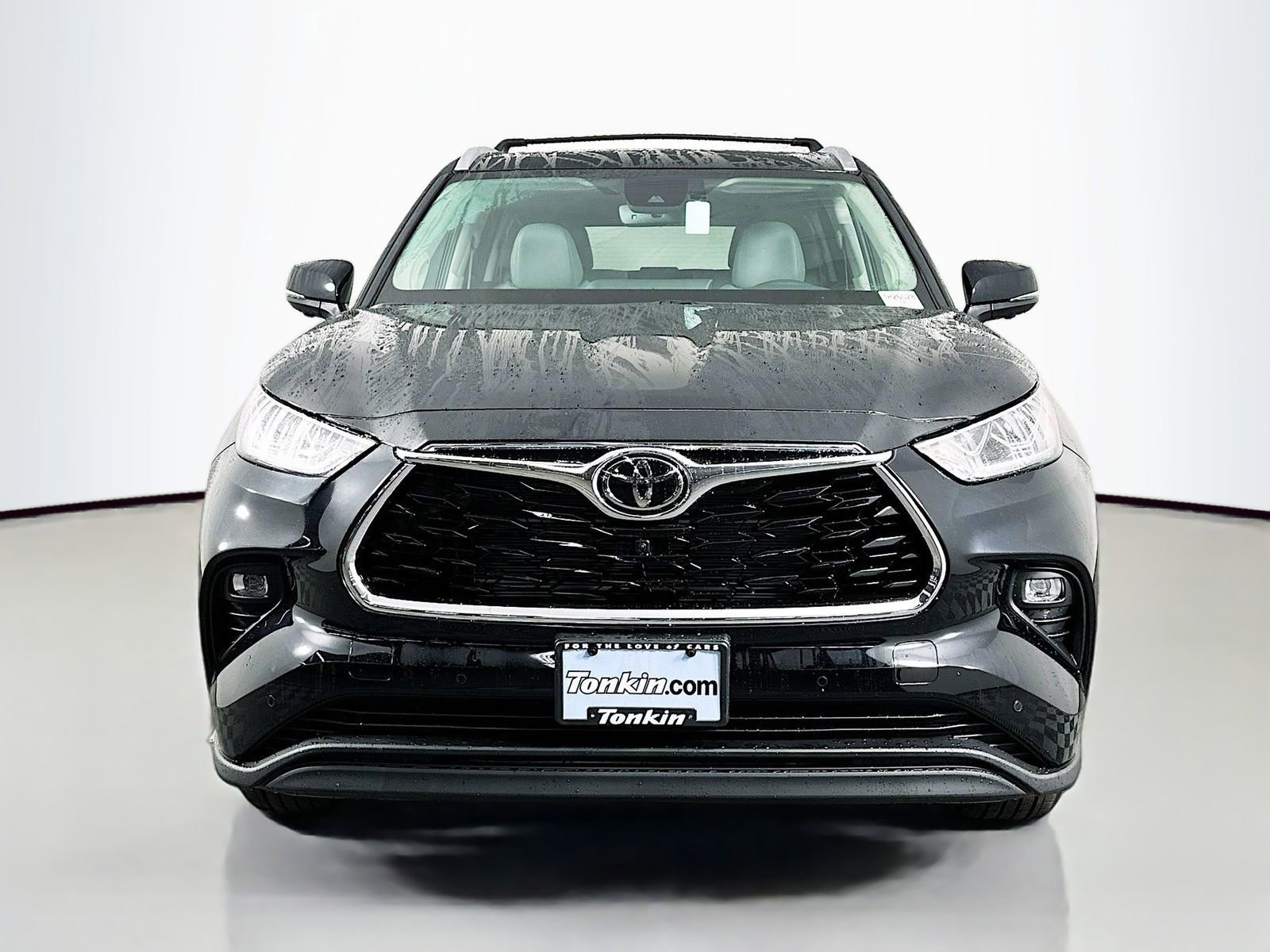 New 2026 Toyota Highlander Limited AWD/4WD image 2