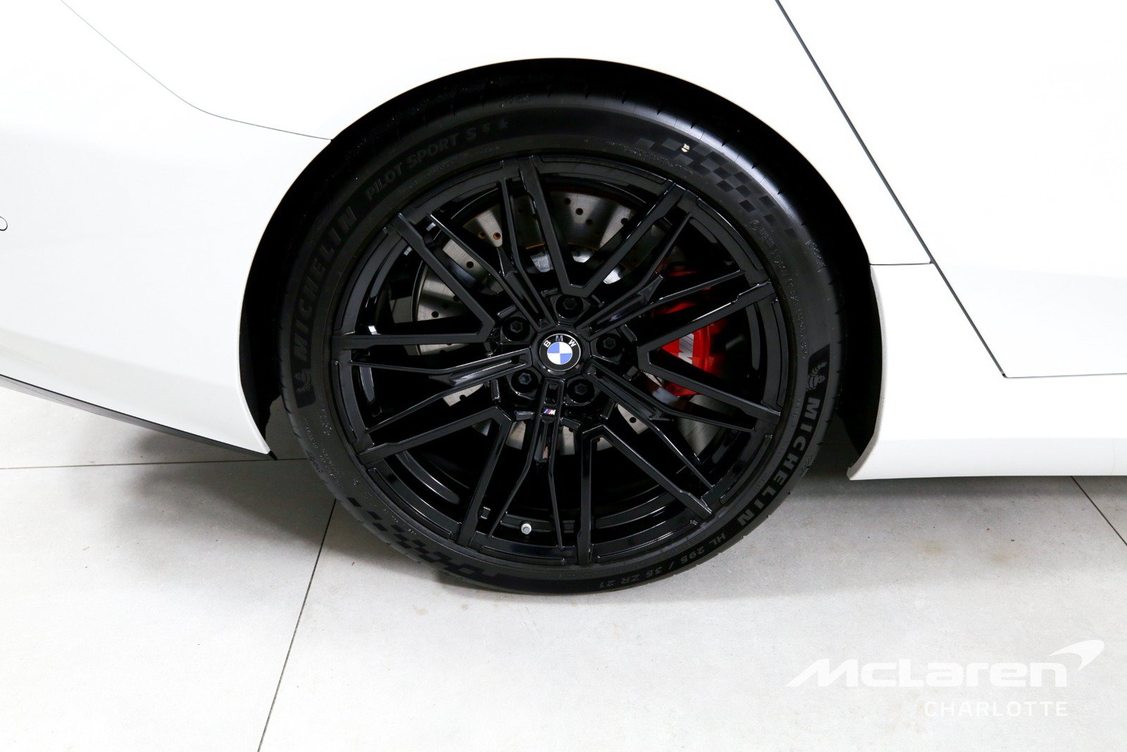 Used 2026 BMW M5 w/ Carbon Package AWD/4WD image 31