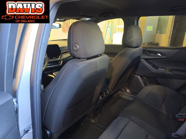 New 2027 Chevrolet Equinox LT w/ LPO, Floor Liner Package AWD/4WD image 16