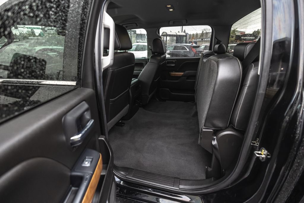 Used 2019 Chevrolet Silverado 2500 LTZ w/ Duramax Plus Package image 24