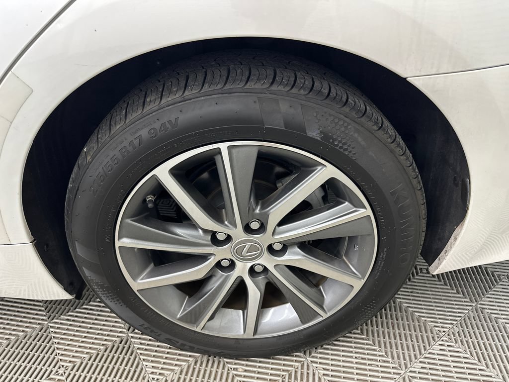 Used 2018 Lexus ES 300h w/ Luxury Package FWD image 20
