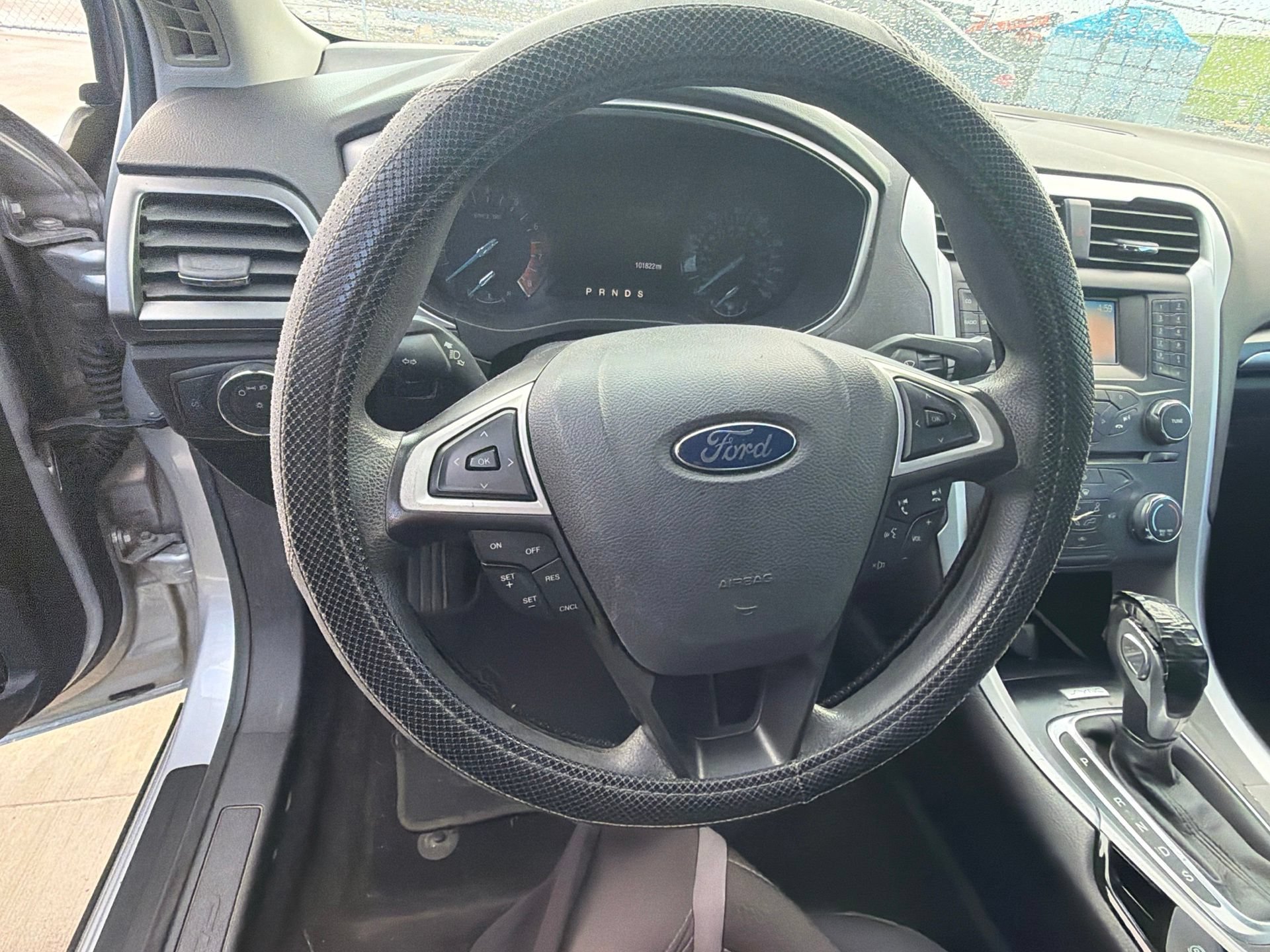 Used 2016 Ford Fusion SE FWD image 10