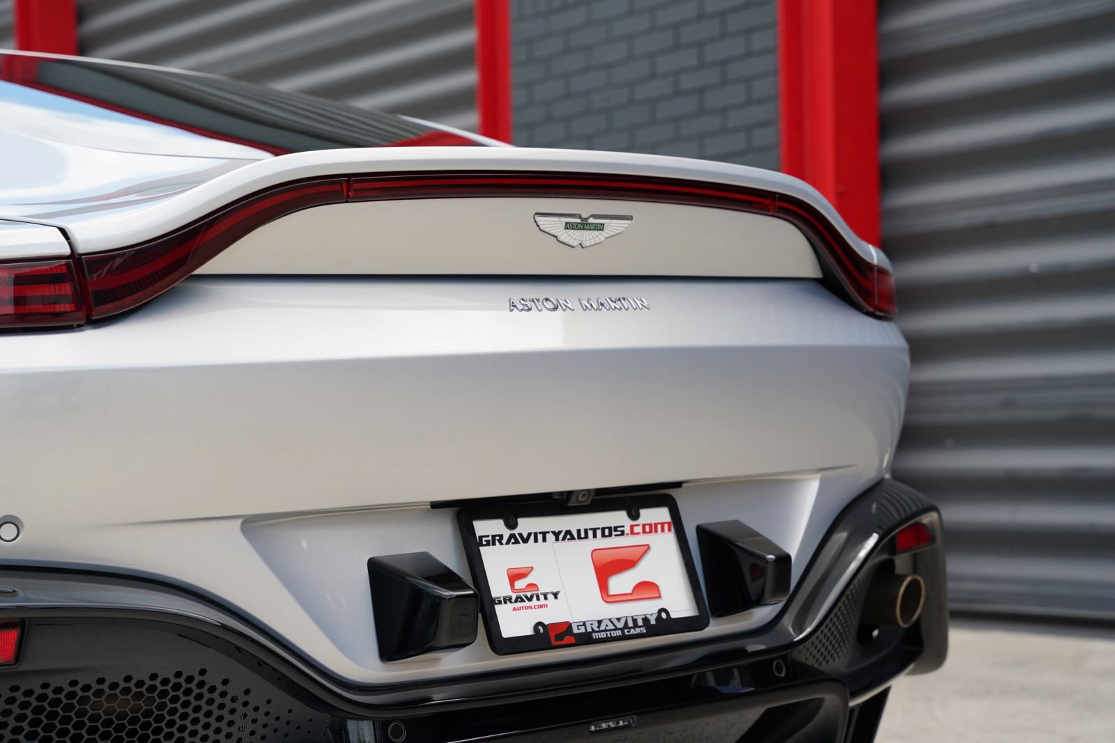 Used 2020 Aston Martin V8 Vantage Coupe RWD image 11