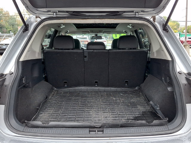 Used 2020 Volkswagen Tiguan SE AWD/4WD image 28