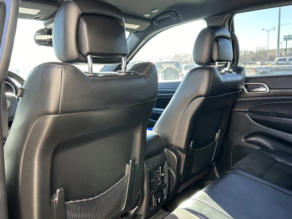 Used 2022 Jeep Grand Cherokee Laredo X image 11