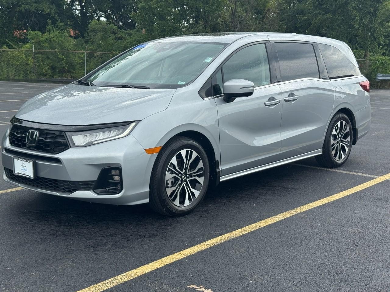 Certified 2026 Honda Odyssey Elite image 6
