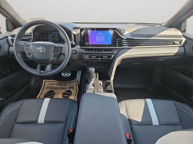 Certified 2025 Toyota Camry SE AWD/4WD image 17