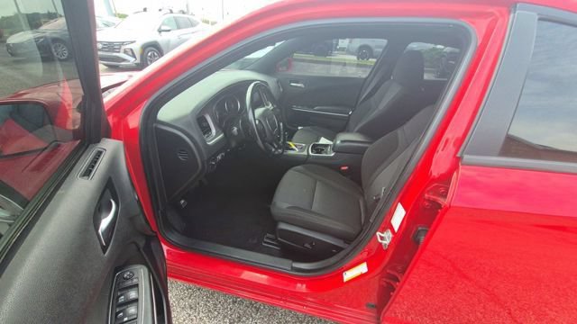 Used 2022 Dodge Charger SXT RWD image 5