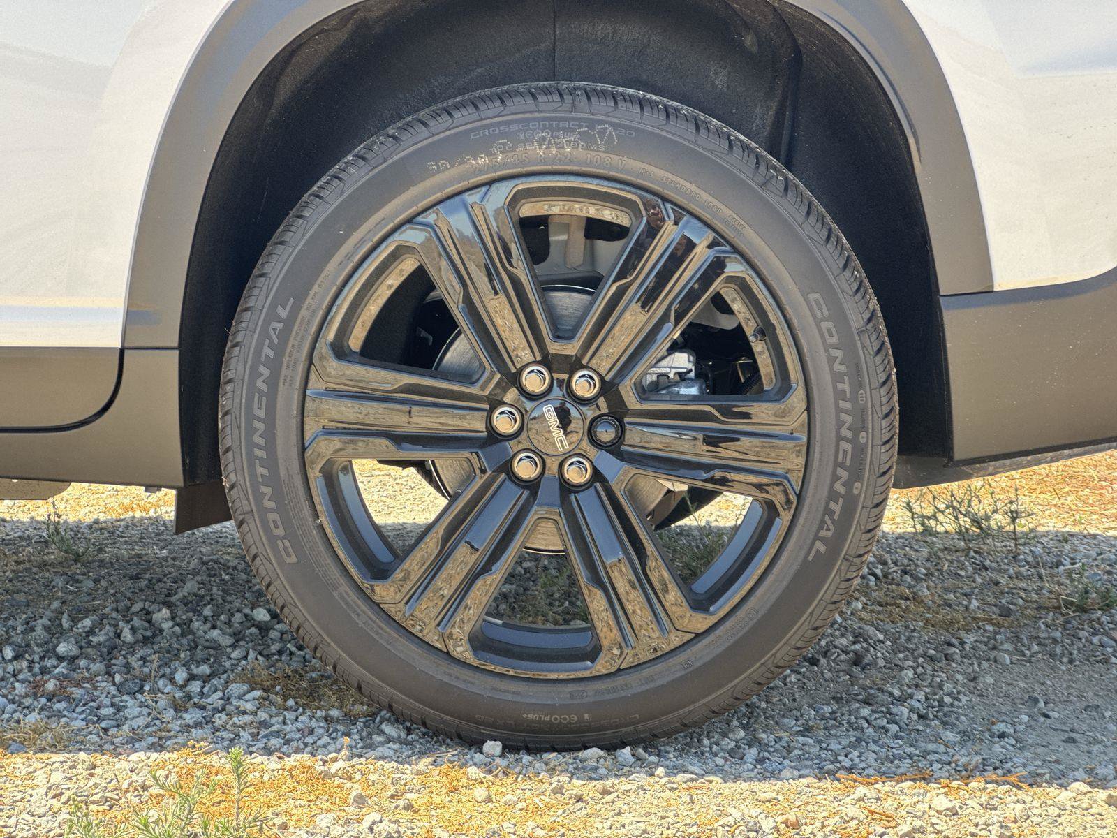 New 2026 GMC Acadia Elevation w/ Black Edition FWD image 30