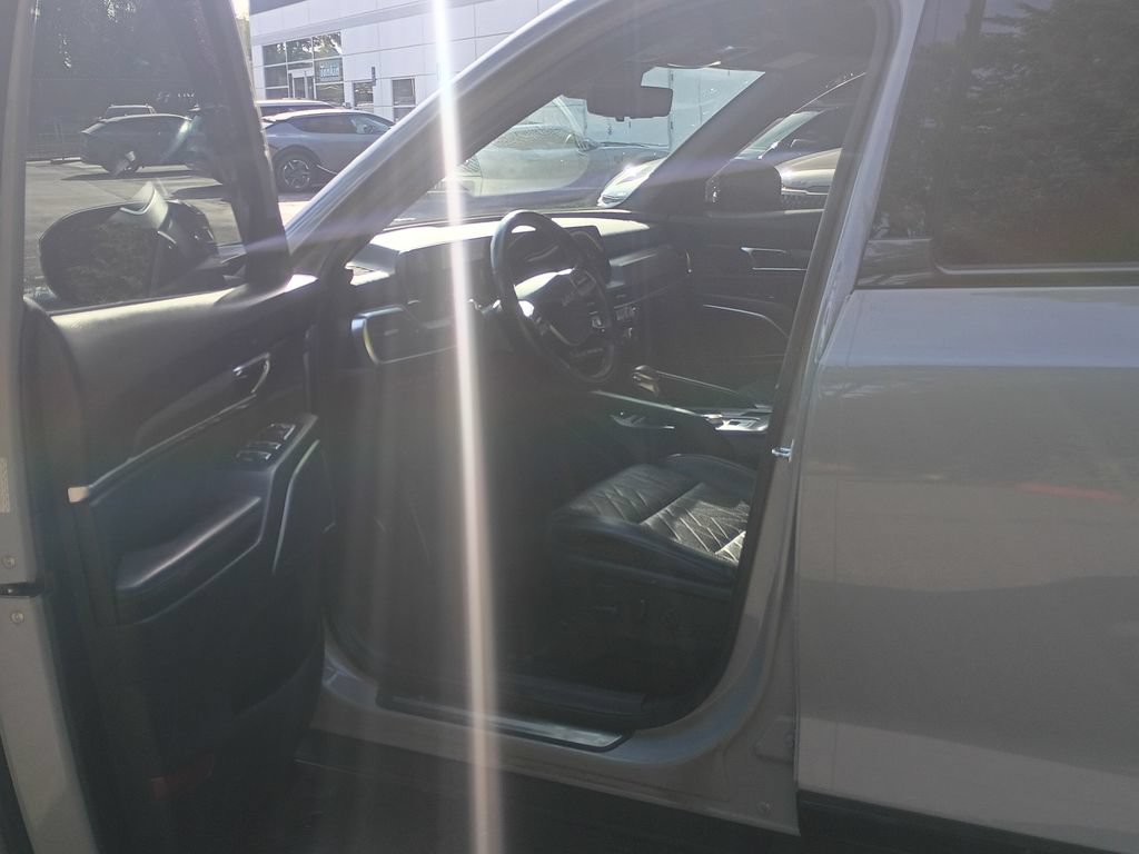 Used 2024 Kia Telluride SX Prestige X-Line AWD/4WD image 18
