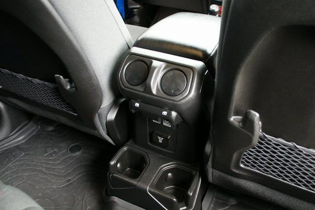 Used 2024 Jeep Wrangler Unlimited Rubicon w/ Safety Group image 33