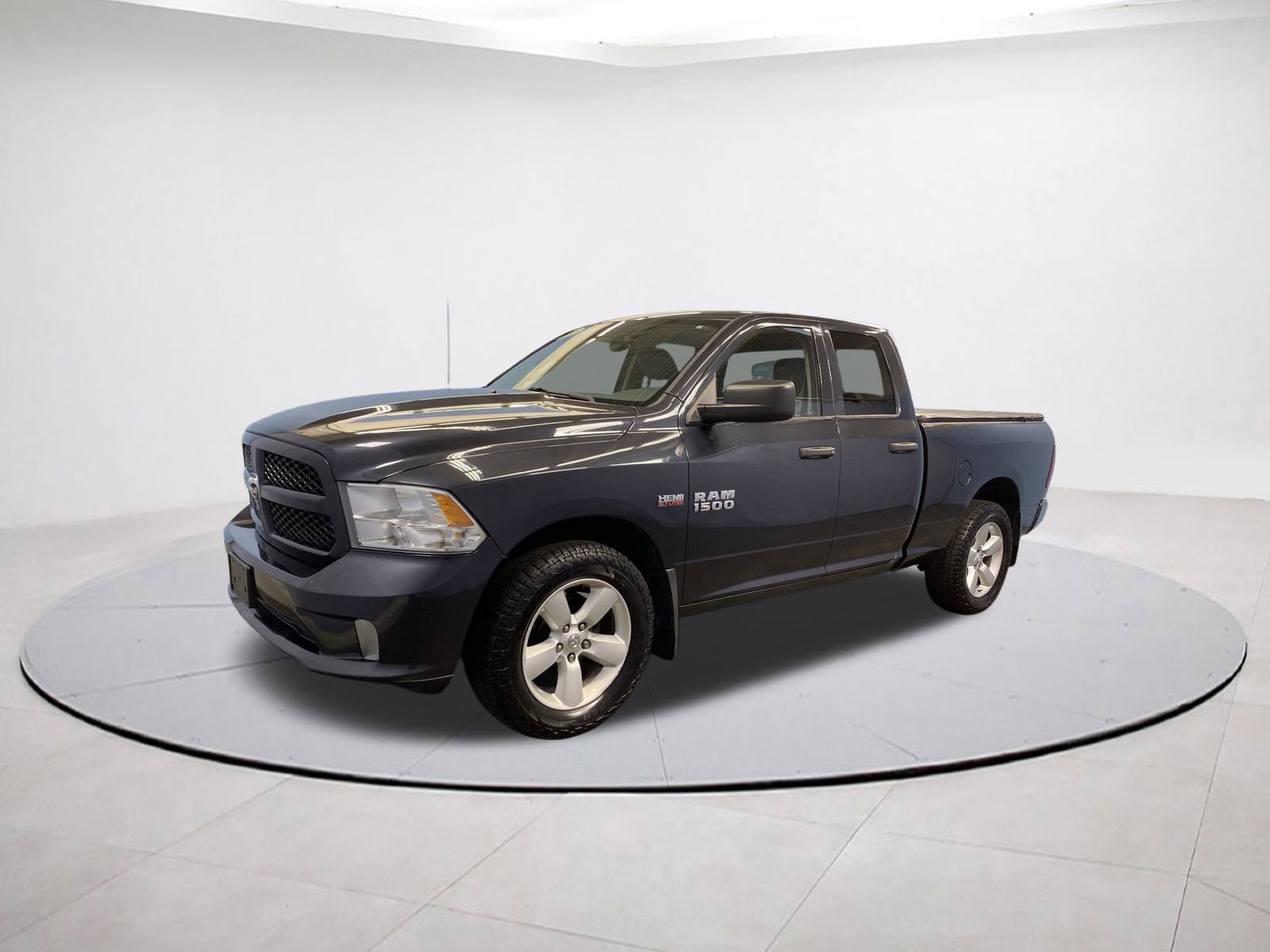Used 2014 RAM 1500 Express image 3