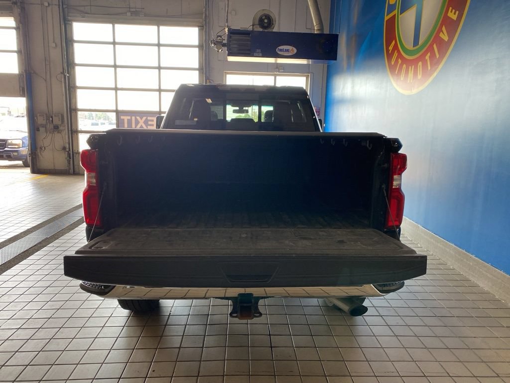 Used 2020 Chevrolet Silverado 2500 LTZ w/ LTZ Convenience Package AWD/4WD image 23