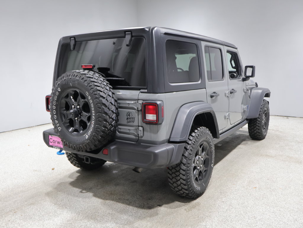 Used 2023 Jeep Wrangler Unlimited w/ Cold Weather Group AWD/4WD image 2