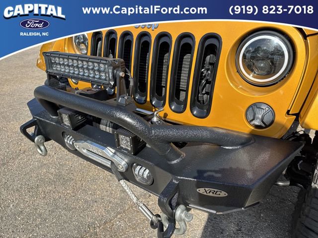 Used 2014 Jeep Wrangler Unlimited Sahara w/ Max Tow Package image 10