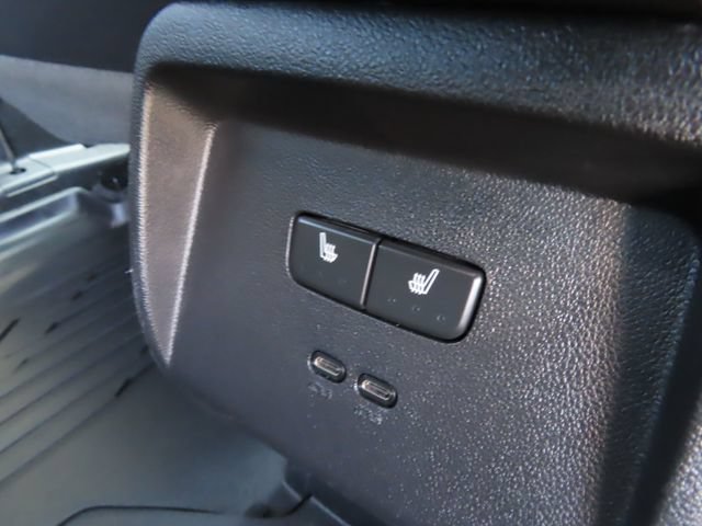 Certified 2025 Chevrolet Equinox EV RS w/ Convenience Package II AWD/4WD image 41