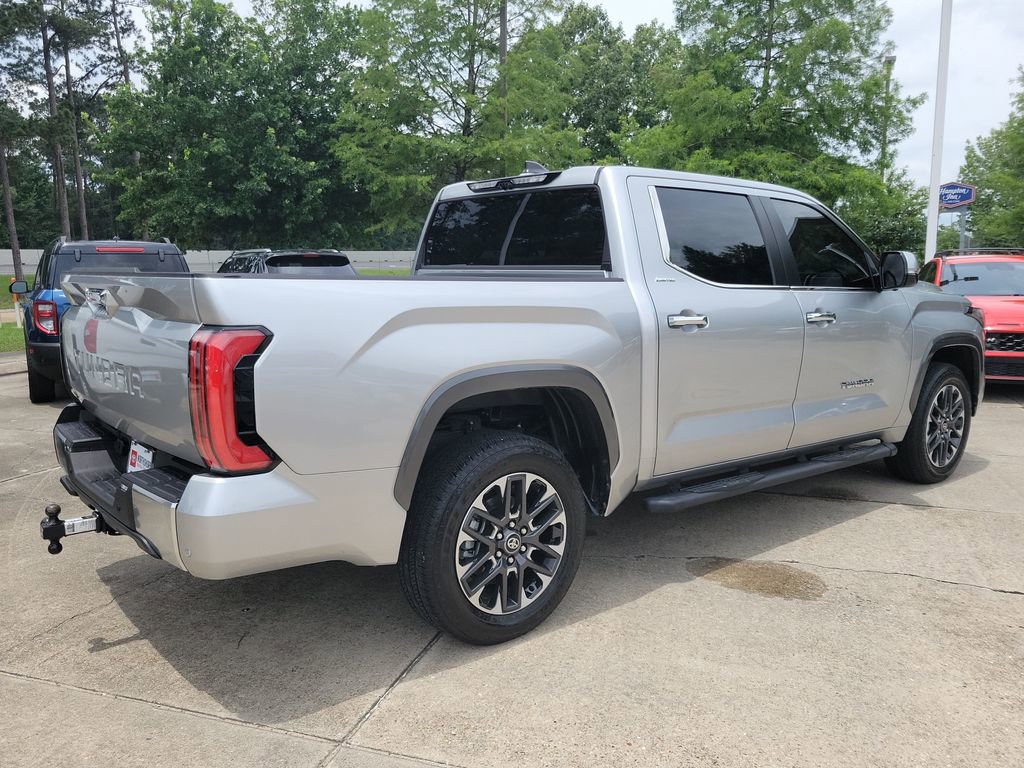 Used 2025 Toyota Tundra Limited AWD/4WD image 7
