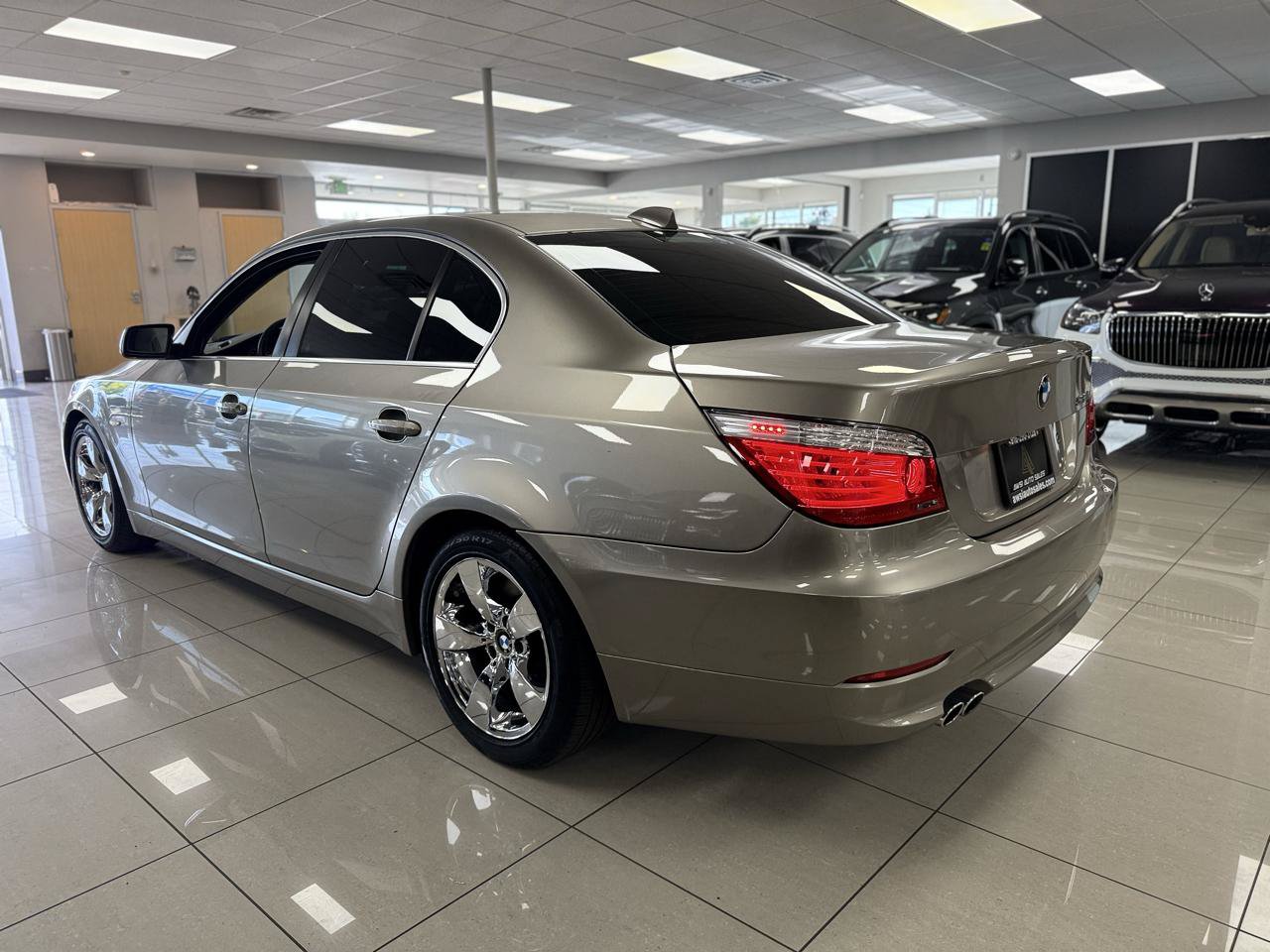 Used 2008 BMW 528i Sedan w/ Premium Pkg RWD image 6