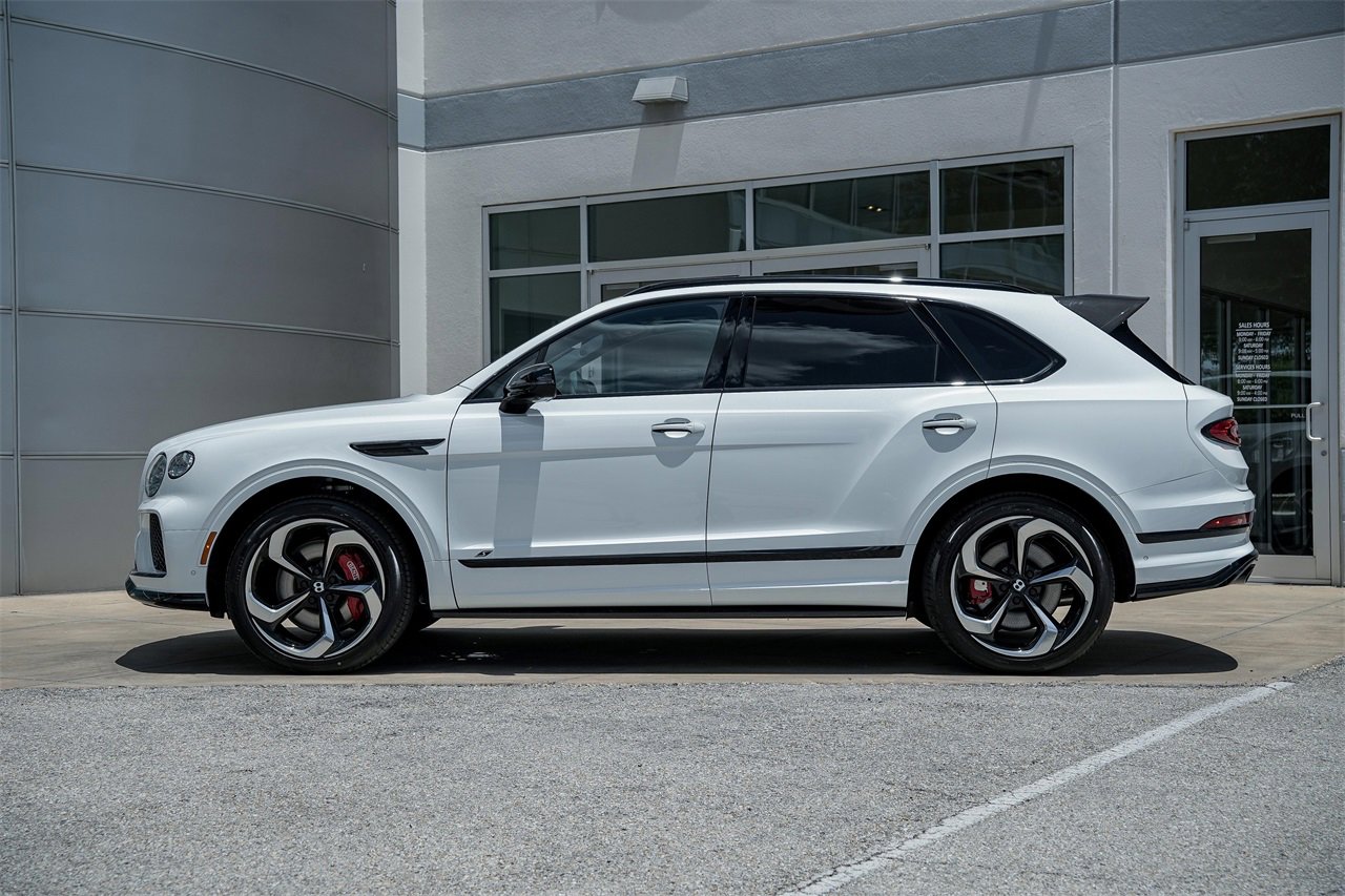 New 2025 Bentley Bentayga image 13