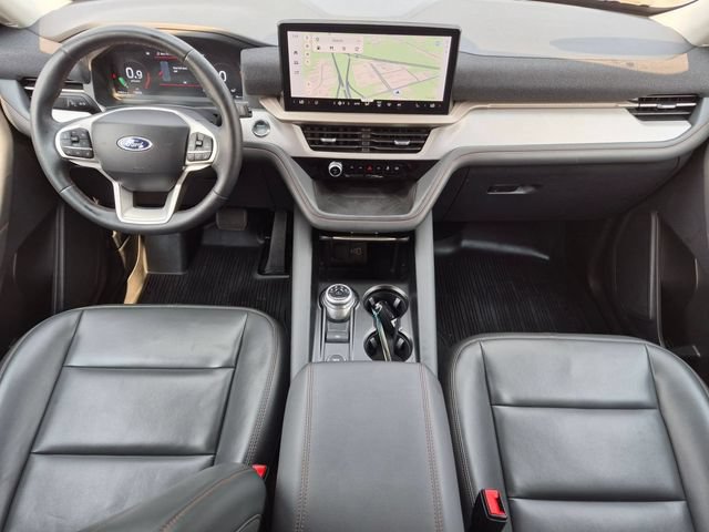 Used 2025 Ford Explorer Active w/ Active Comfort Package AWD/4WD image 28