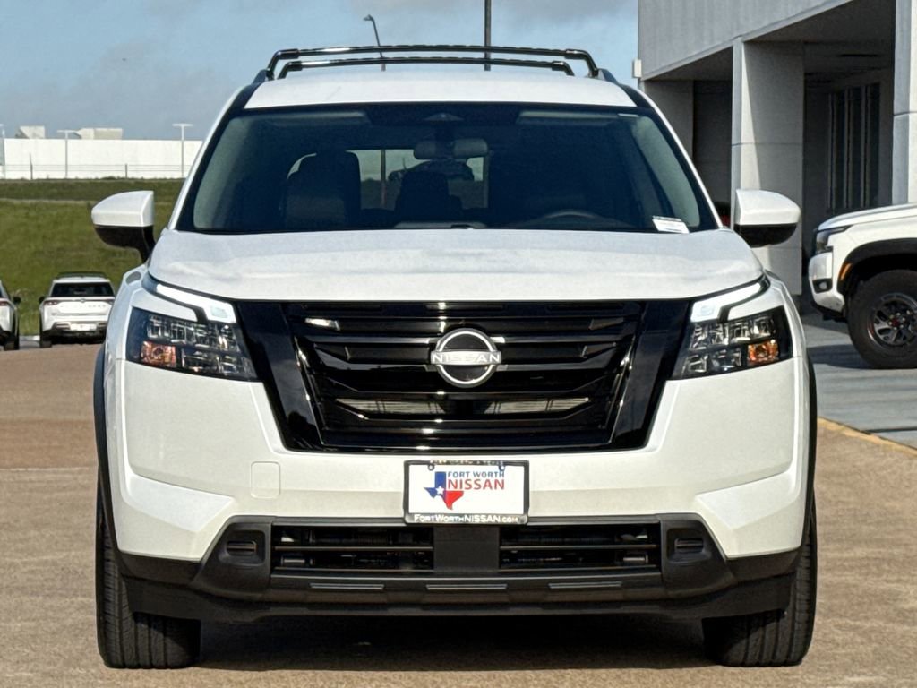 Used 2025 Nissan Pathfinder SV w/ Black Appearance Package image 3