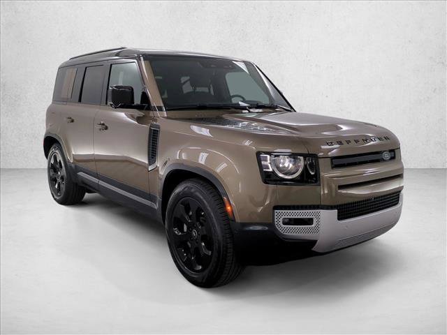 New 2025 Land Rover Defender 110 S image 7