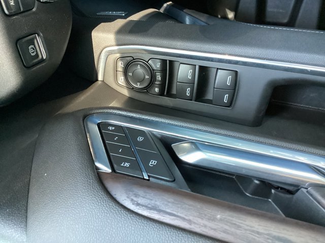 New 2025 GMC Sierra 3500 SLT w/ SLT Premium Package image 25