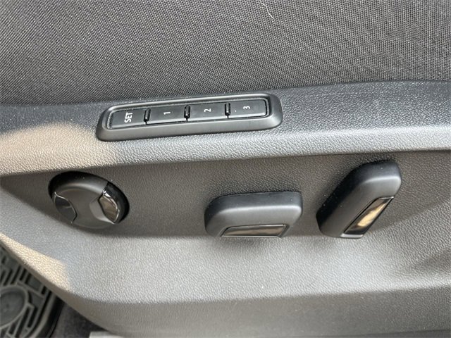 Used 2024 Volkswagen Atlas SEL Premium R-Line image 12