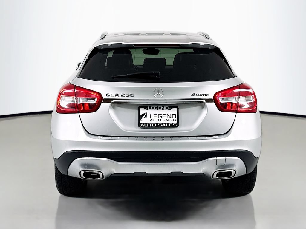 Used 2018 Mercedes-Benz GLA 250 4MATIC image 5