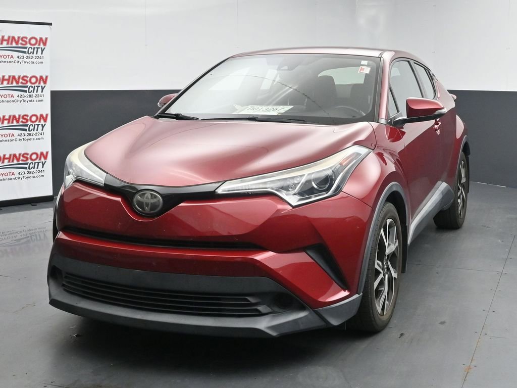 Used 2018 Toyota C-HR XLE FWD image 4